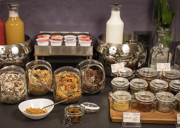 호텔 The Cube 피덴차