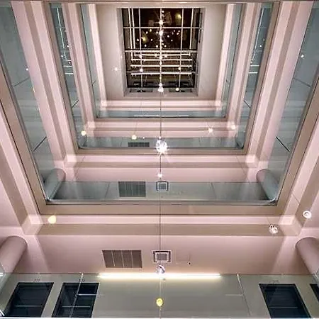 The Cube Ξενοδοχείο