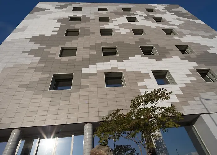 The Cube 4* فيدينسا